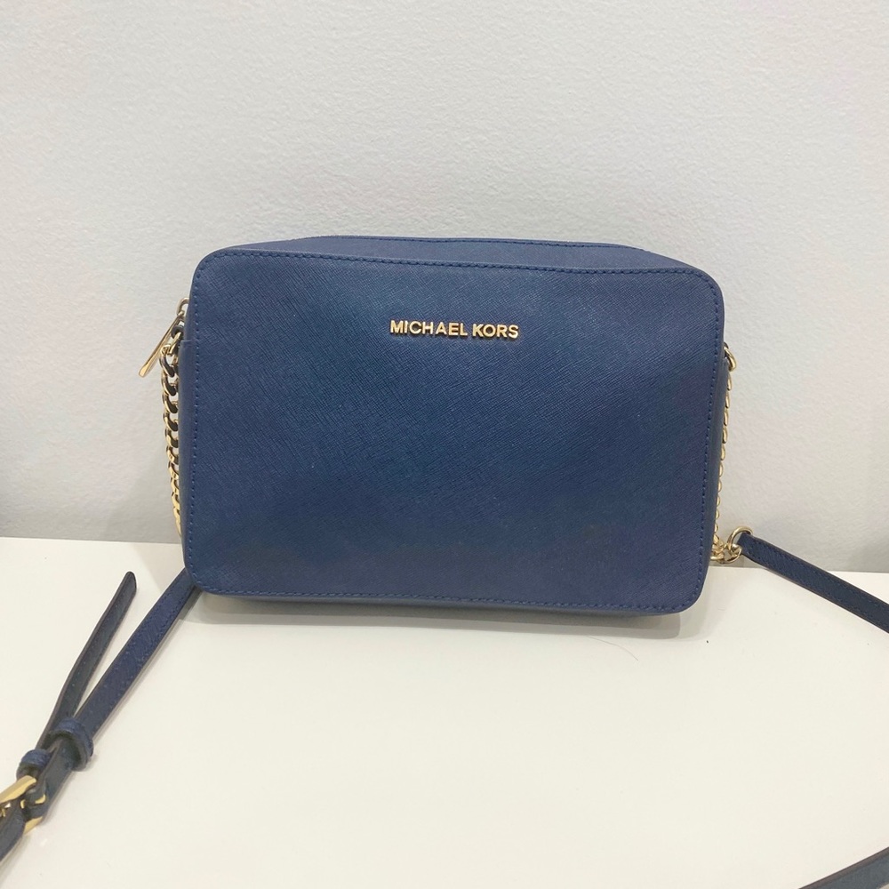 Michael Kors Jet Set Leather Crossbody Bag